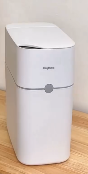 Poubelle de luxe à induction