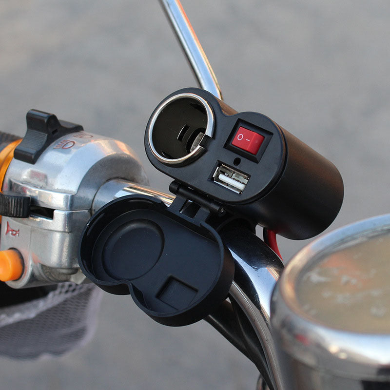 Chargeur et alume cigar pour moto