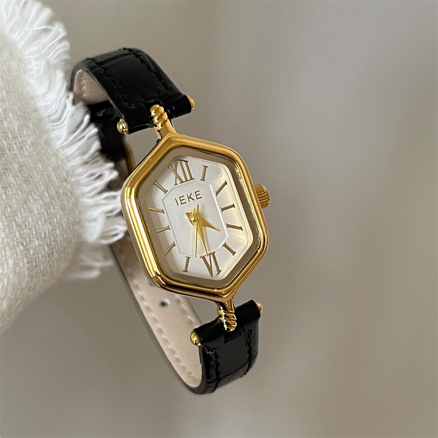 Montre Losange élégante