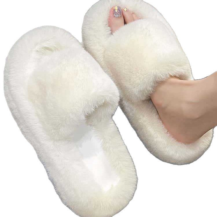 Pantoufles en coton pelucheux