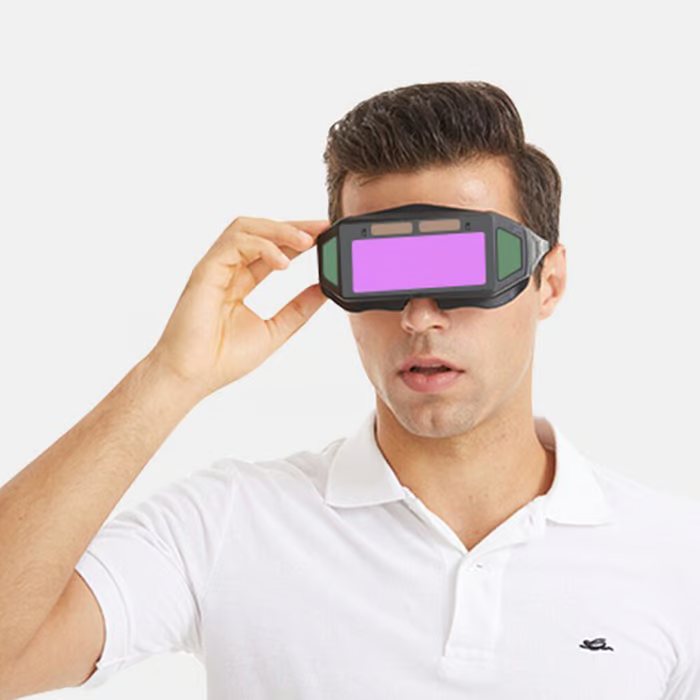 Lunettes de soudage à obscurcissement automatique